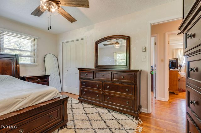 288 Brookside Lane, Bluff City, TN 37618