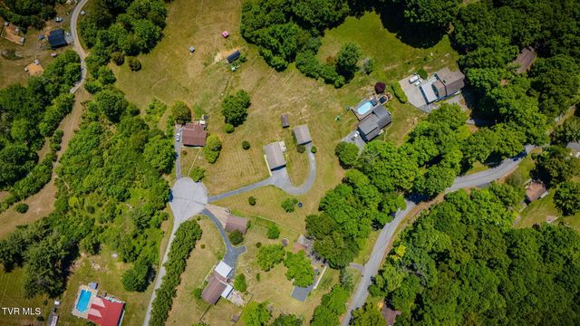 288 Brookside Lane, Bluff City, TN 37618