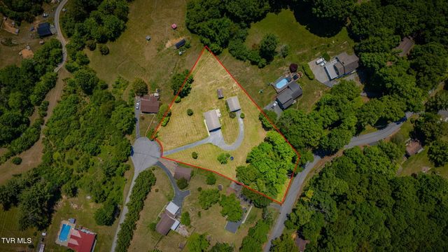 288 Brookside Lane, Bluff City, TN 37618