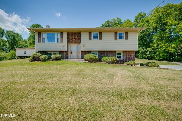 288 Brookside Lane, Bluff City, TN 37618