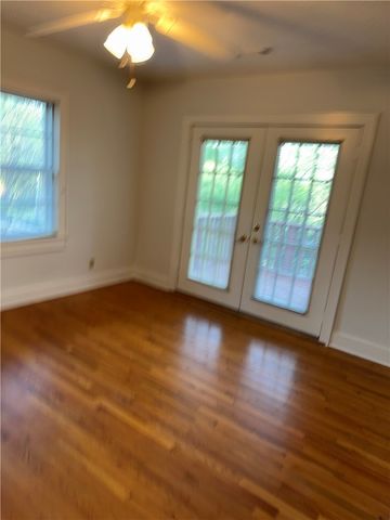 583 N Assembly Drive, Fayetteville, AR 72701