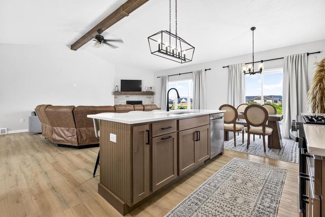 N9220 HOMESTEAD LANE, Appleton, WI 54915