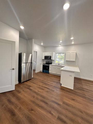 511 Pine Street, Mauston, WI 53948