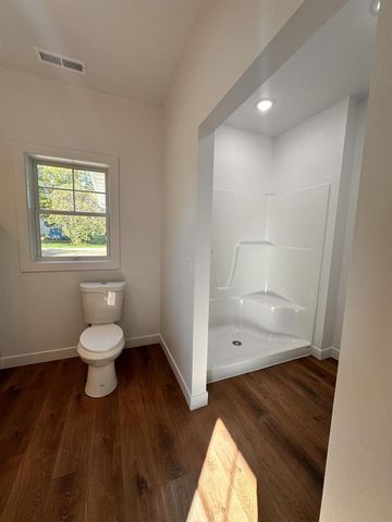 511 Pine Street, Mauston, WI 53948