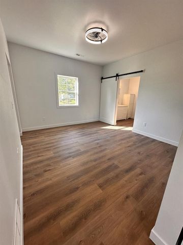 511 Pine Street, Mauston, WI 53948