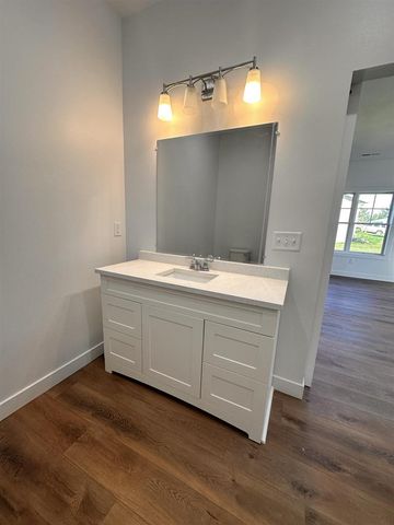 511 Pine Street, Mauston, WI 53948