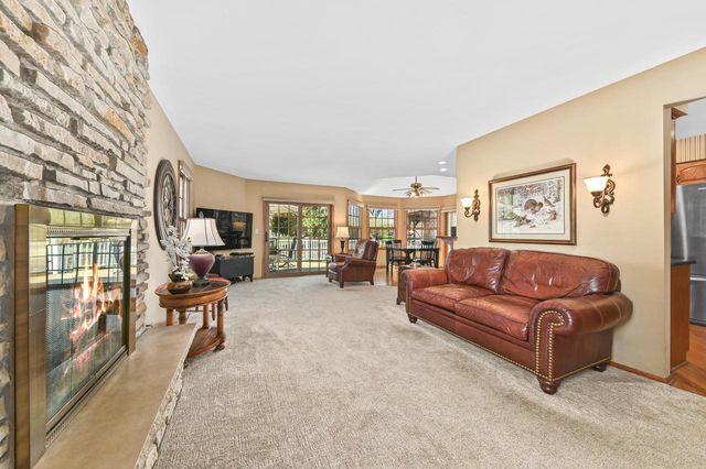 18480 Midland PLACE, Brookfield, WI 53045