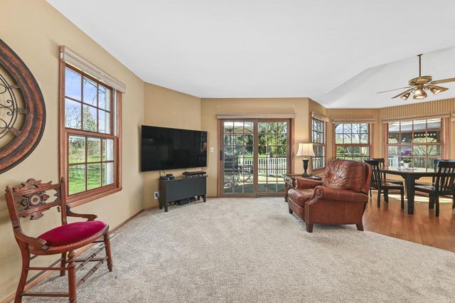 18480 Midland PLACE, Brookfield, WI 53045