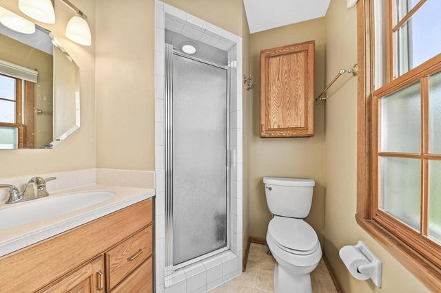 18480 Midland PLACE, Brookfield, WI 53045