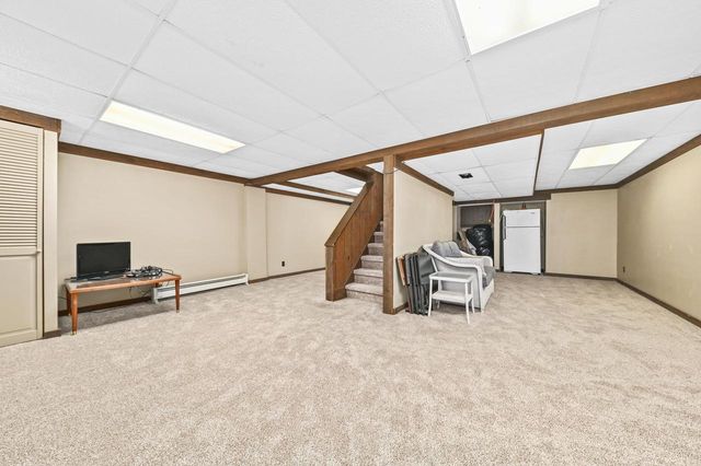 18480 Midland PLACE, Brookfield, WI 53045