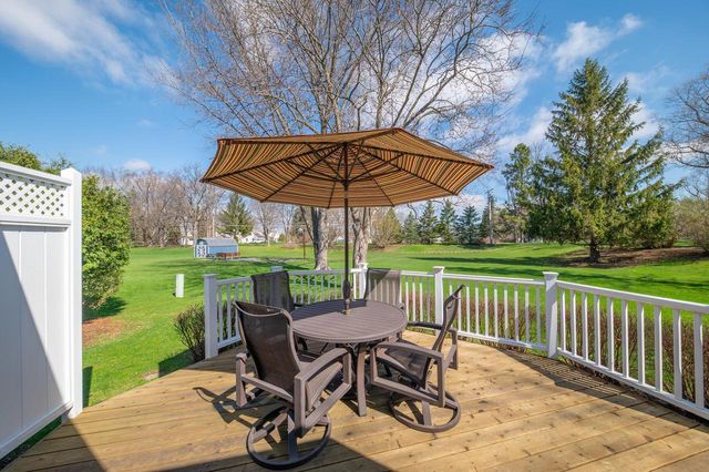 18480 Midland PLACE, Brookfield, WI 53045