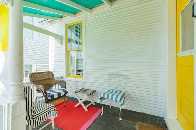 1512 38th Street, Galveston, TX 77550