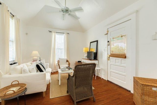 1512 38th Street, Galveston, TX 77550