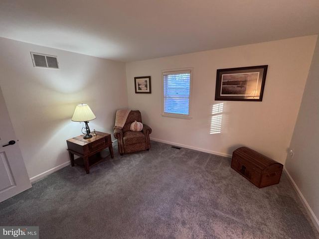 7143 RACE RD, Hanover, MD 21076