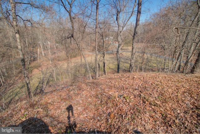 7143 RACE RD, Hanover, MD 21076