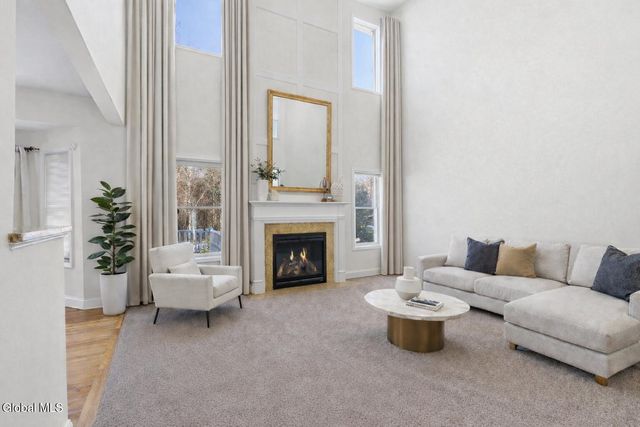 256 N Alandale Avenue, Niskayuna, NY 12304