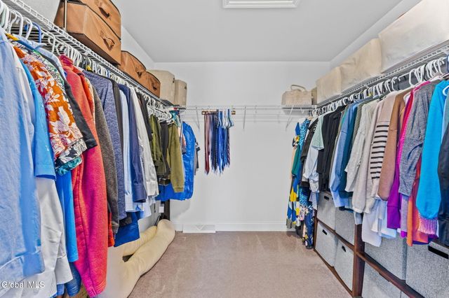 256 N Alandale Avenue, Niskayuna, NY 12304