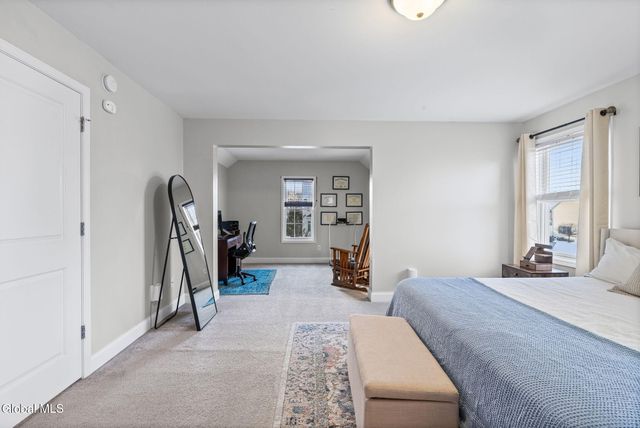 256 N Alandale Avenue, Niskayuna, NY 12304