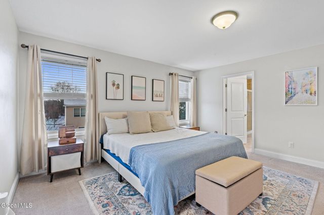 256 N Alandale Avenue, Niskayuna, NY 12304