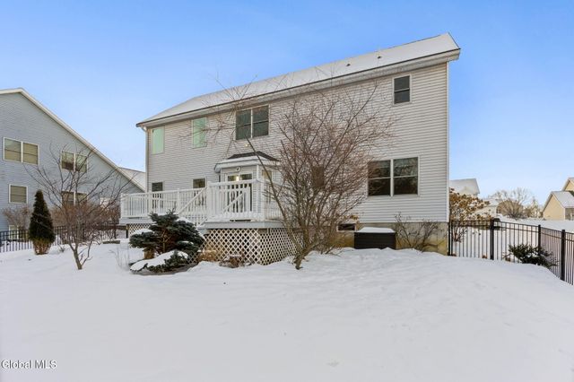 256 N Alandale Avenue, Niskayuna, NY 12304