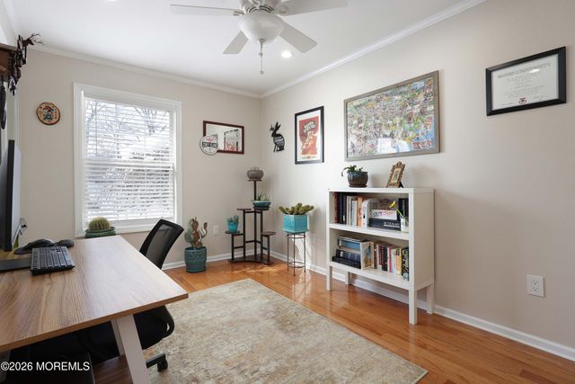 9 Center Place, Toms River, NJ 08753