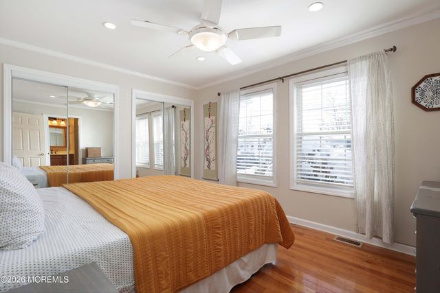 9 Center Place, Toms River, NJ 08753