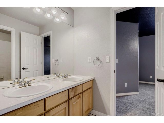 6969 S Rome St, Aurora, CO 80016