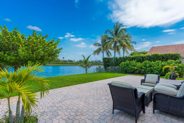 1551 NW 132ND Avenue, Pembroke Pines, FL 33028