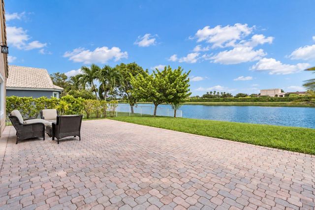 1551 NW 132ND Avenue, Pembroke Pines, FL 33028