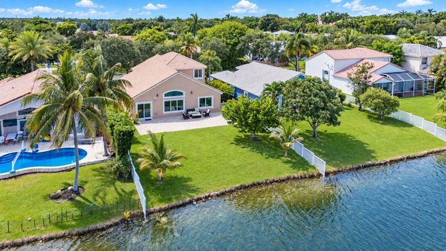 1551 NW 132ND Avenue, Pembroke Pines, FL 33028