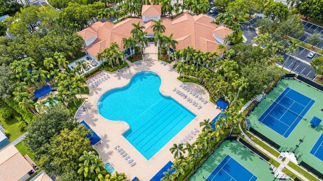 1551 NW 132ND Avenue, Pembroke Pines, FL 33028