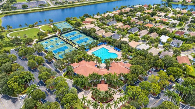 1551 NW 132ND Avenue, Pembroke Pines, FL 33028