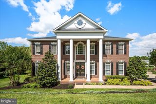 801 ARMISTEAD ST, Winchester, VA 22601