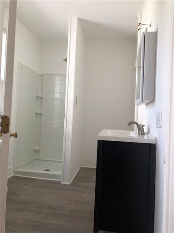 22 Carroll Avenue, Newport, RI 02840