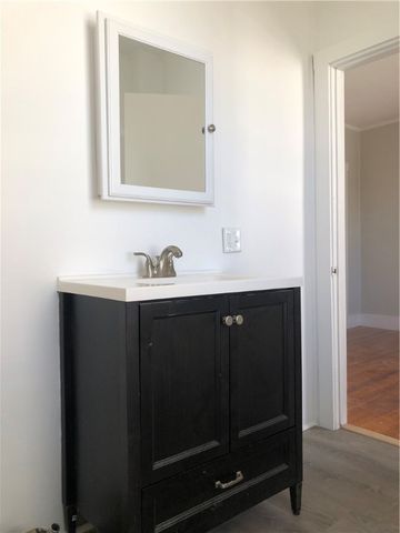 22 Carroll Avenue, Newport, RI 02840