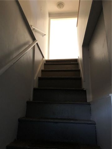 22 Carroll Avenue, Newport, RI 02840