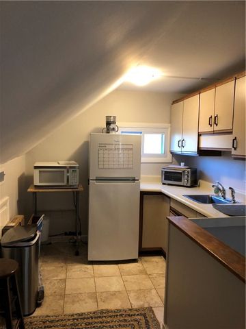 22 Carroll Avenue, Newport, RI 02840