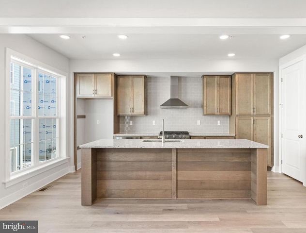 8 SILO ST, Carlisle, PA 17015