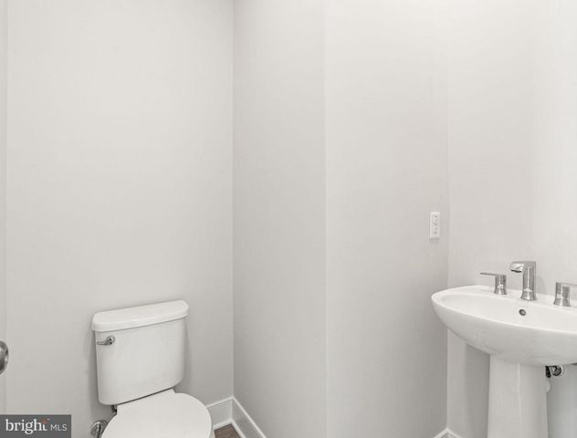 8 SILO ST, Carlisle, PA 17015