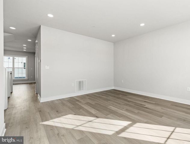 8 SILO ST, Carlisle, PA 17015