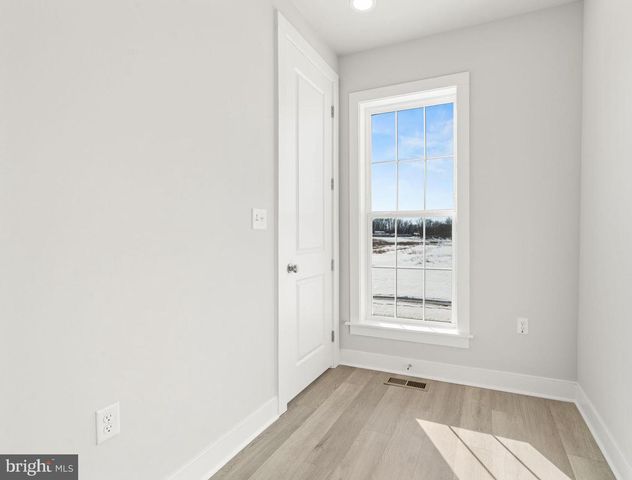 8 SILO ST, Carlisle, PA 17015