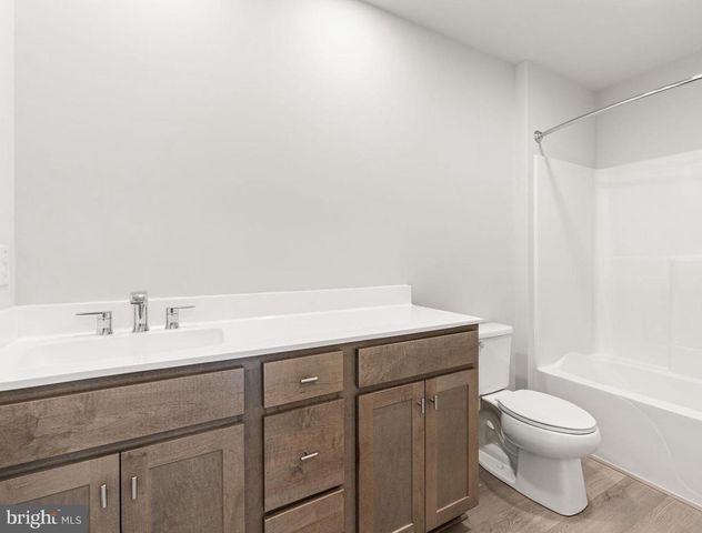 8 SILO ST, Carlisle, PA 17015