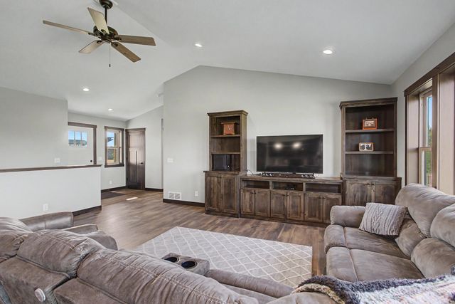 1763 Otter Way, New Richmond, WI 54017