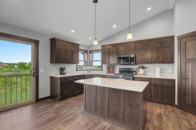 1763 Otter Way, New Richmond, WI 54017