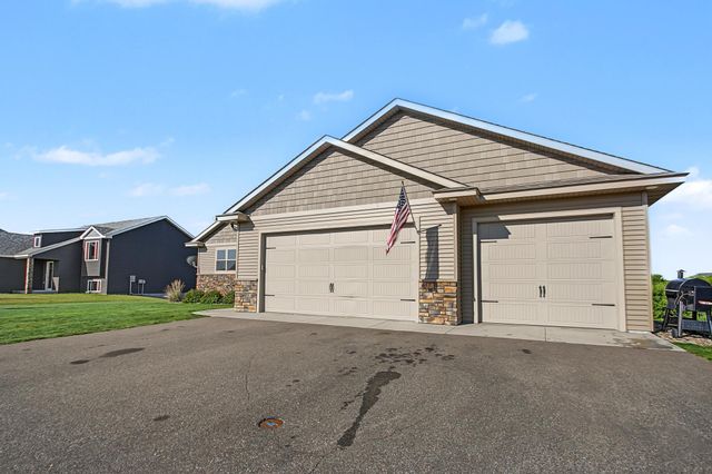 1763 Otter Way, New Richmond, WI 54017