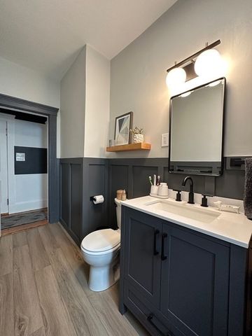 18 Hewlett Street 1, Boston, MA 02131