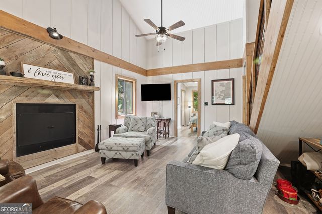 54 Dixon Lane, Clayton, GA 30525