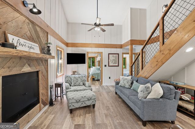 54 Dixon Lane, Clayton, GA 30525