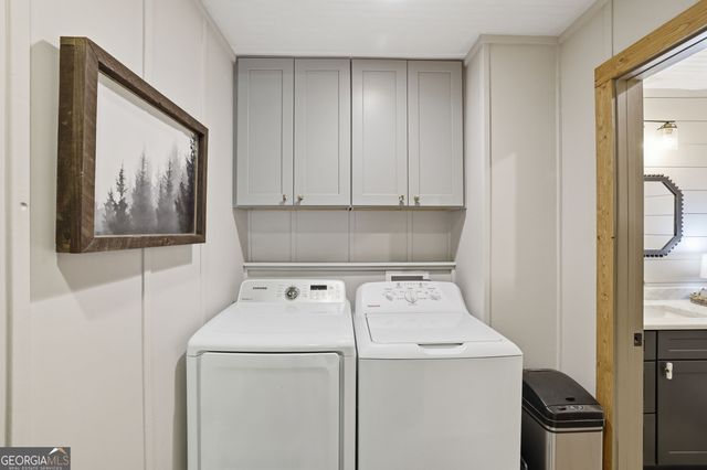 54 Dixon Lane, Clayton, GA 30525