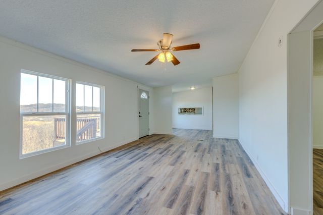 1707 New Highway 7, Columbia, TN 38401